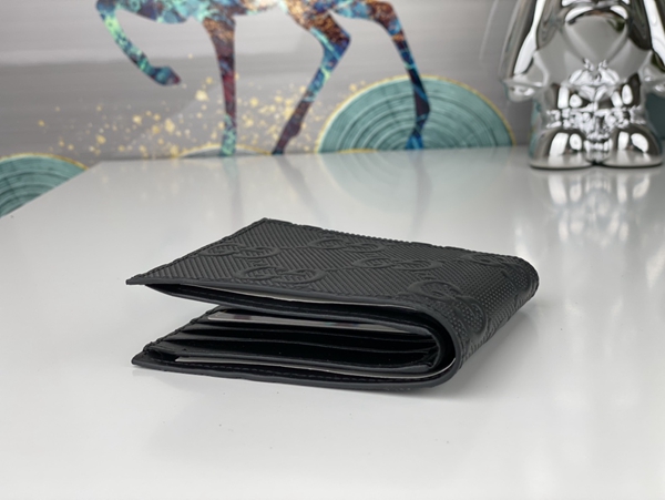 グッチ財布コピー側面デザイン